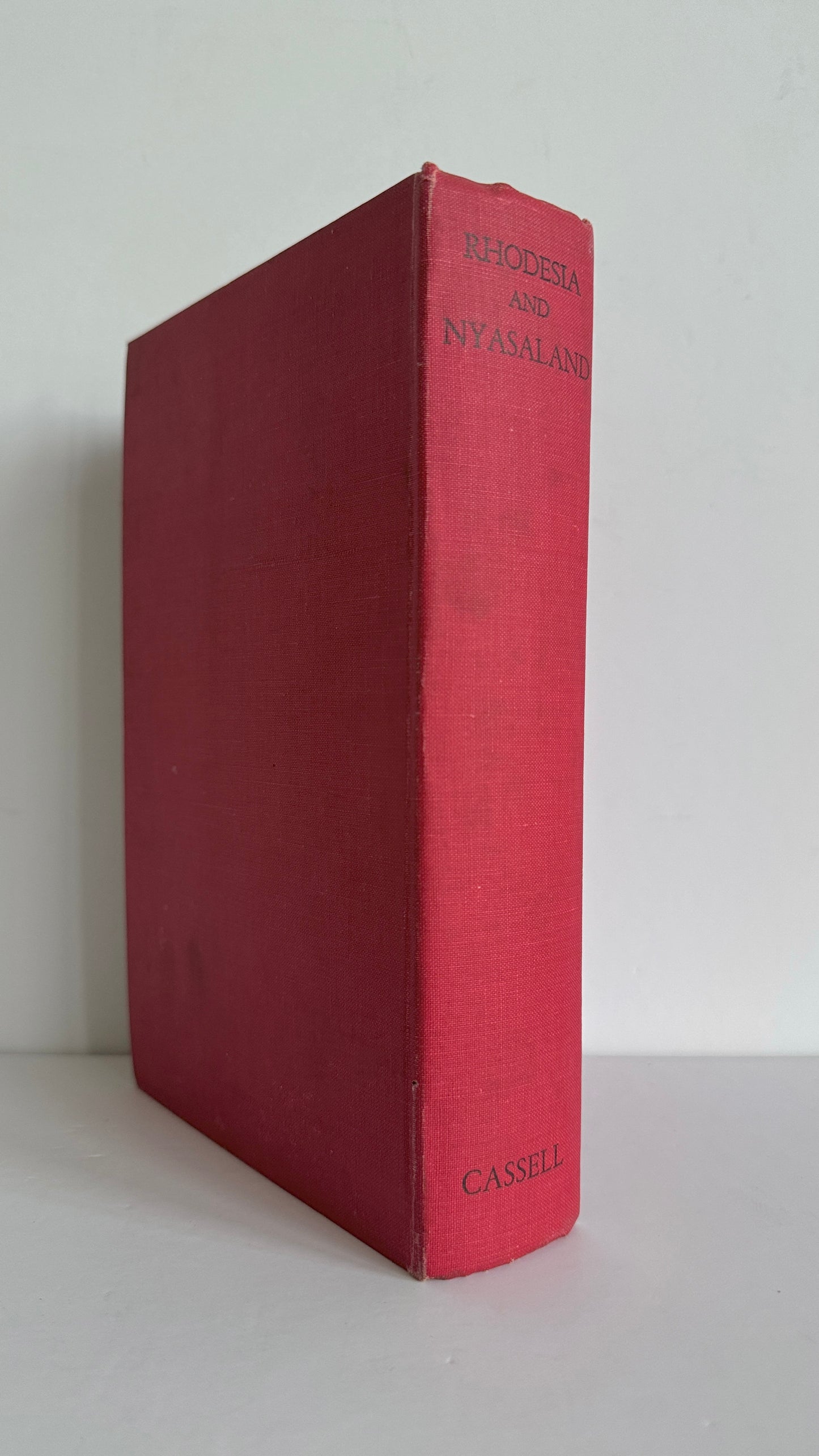 Rhodesia and Nyasaland: Handbook to the Federation of Rhodesia and Nyasaland