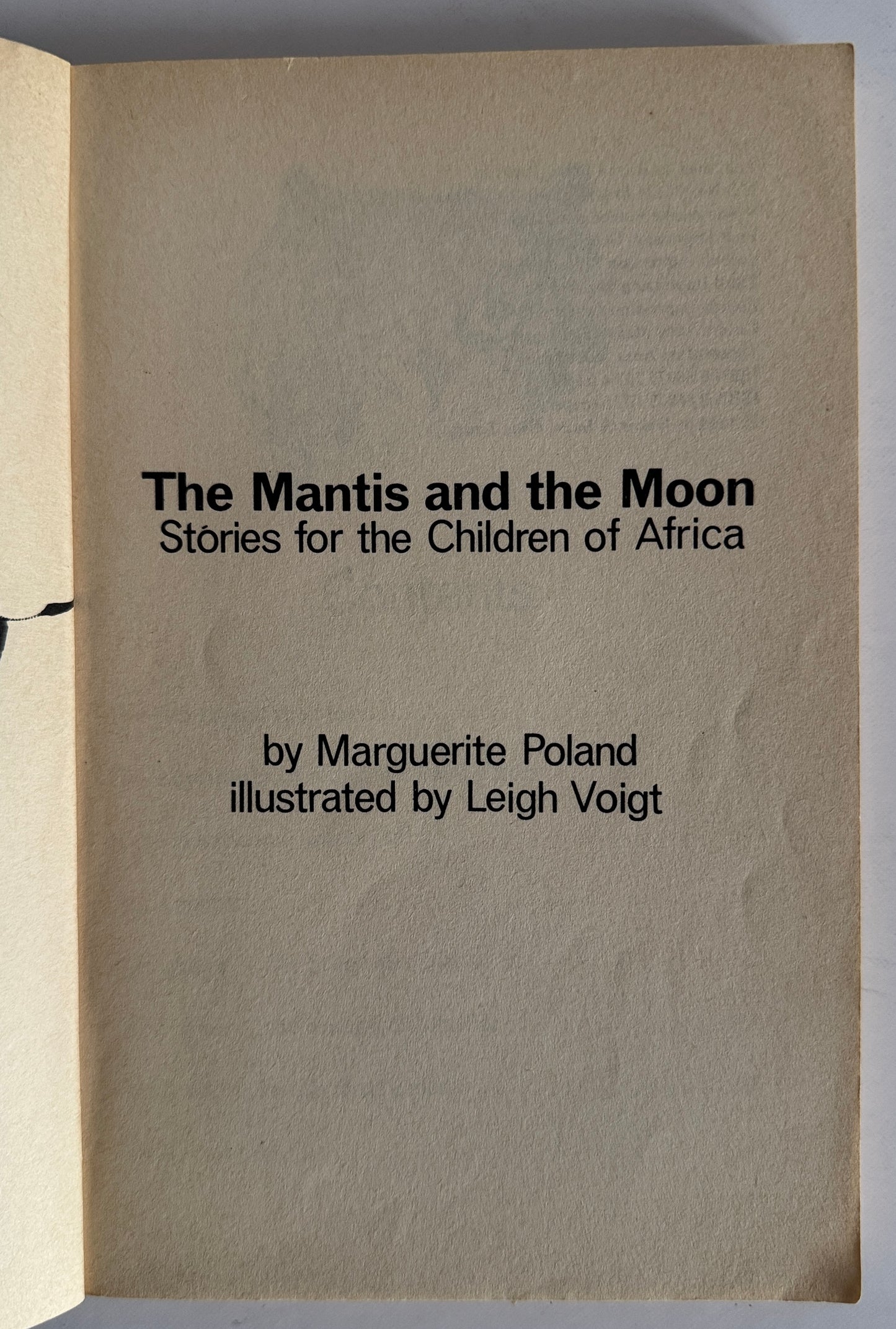 The Mantis and the Moon